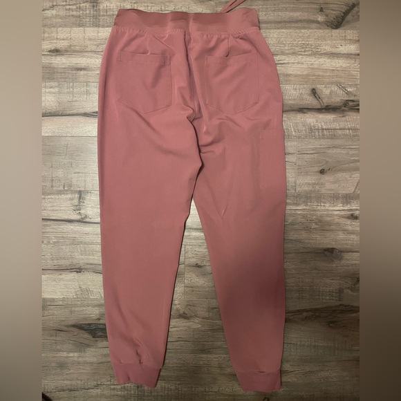 Mandala Mauve size Small high waisted scrub jogger pants - Picture 3 of 3
